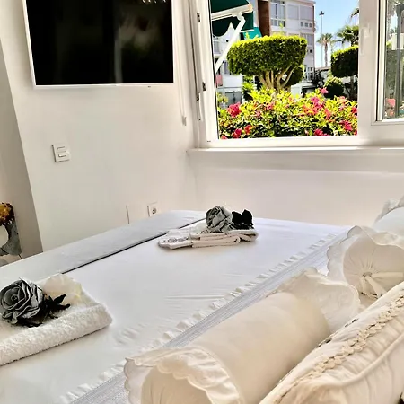White Summer In Apartamento Benalmádena